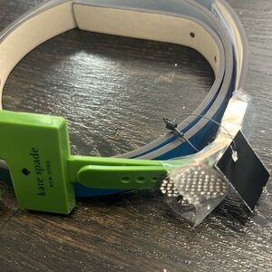 Kate Spade Women's Twist Reversible
NWT. Blue White Dress Belt Size M NWT